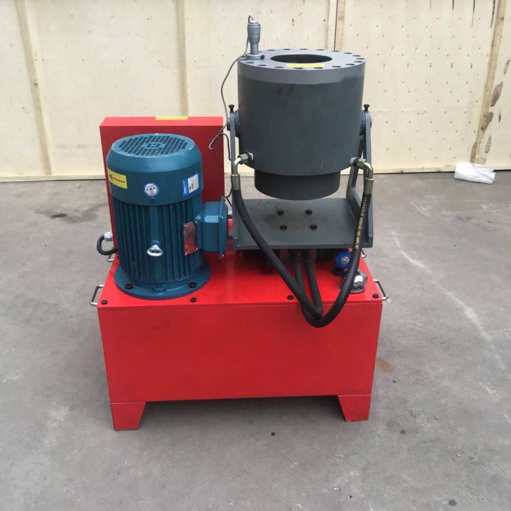 q3:小型钢管调直机器