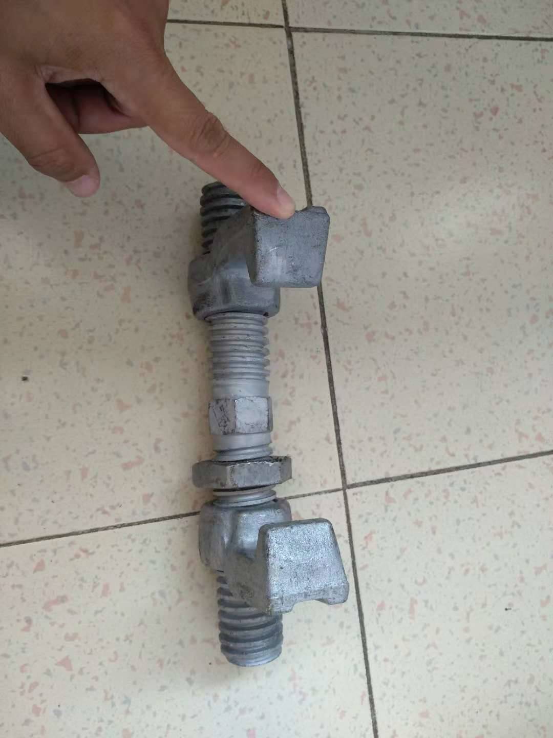 集装箱桥锁集装箱桥码1