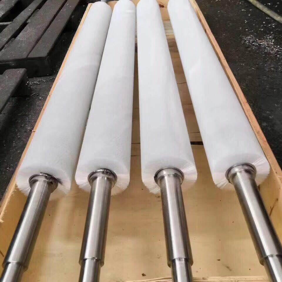 工业丝毛刷辊滚筒刷小型玻璃清洗机定做钢丝刷辊空心小毛刷