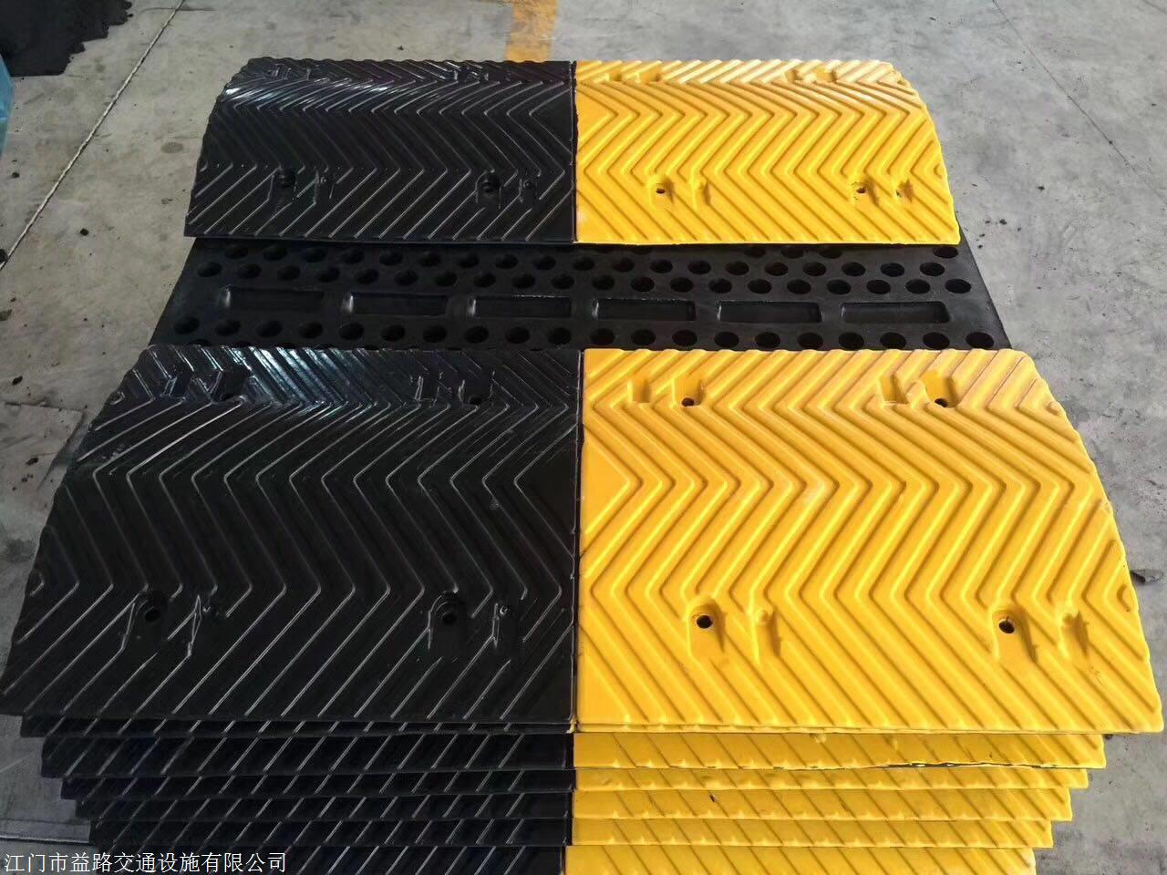 道路减速设备高速道路专用缓冲带型号齐