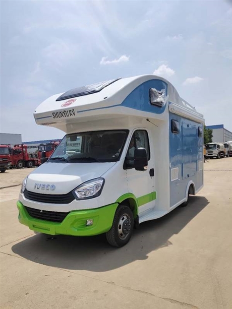 依维柯欧胜冰激凌房车多少钱厂家在哪