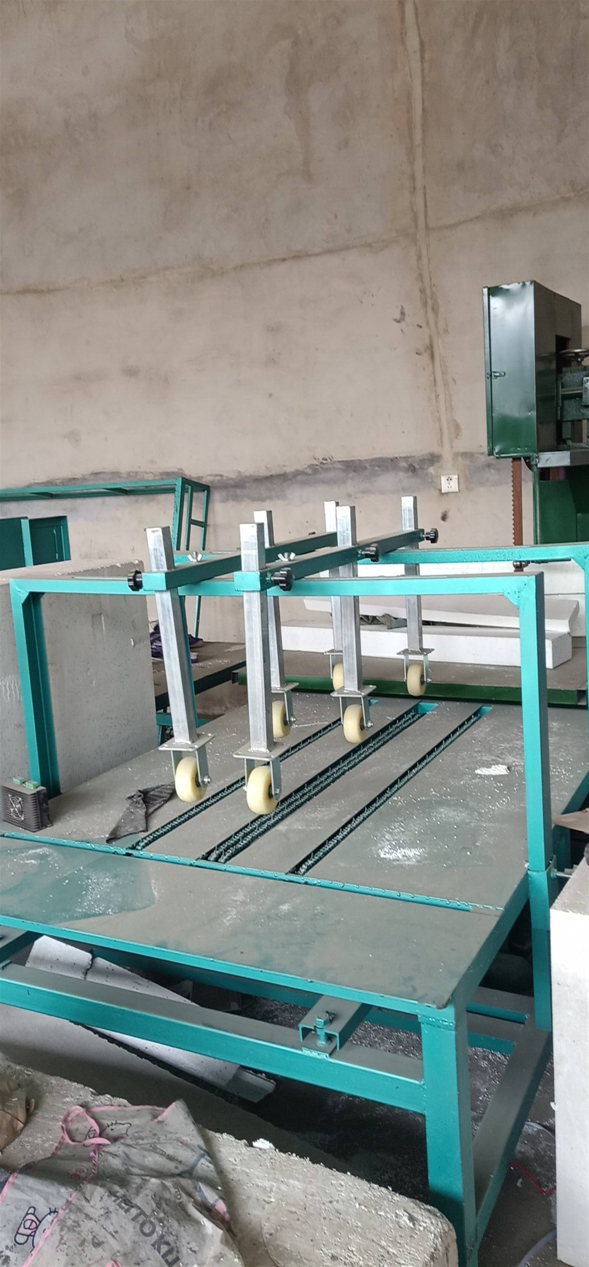 eps线条上浆机eps线条抹浆机eps线条抹灰机eps线条罩面机