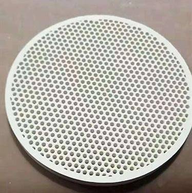 铸造直孔陶瓷过滤网抗热冲击能力