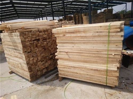 建筑木方 展途中冶建材建筑工程材质轻 不变形规格定制