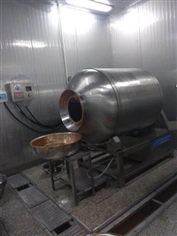 一般牛肉加工设备需要 牛肉干加工设备 卤牛肉加工设备大同小异