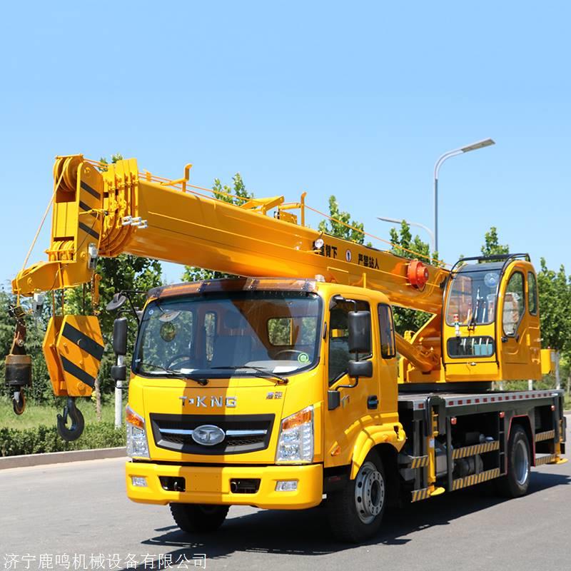 双桥东风25吨吊车 高配液压东风汽车吊 东风汽车起重机