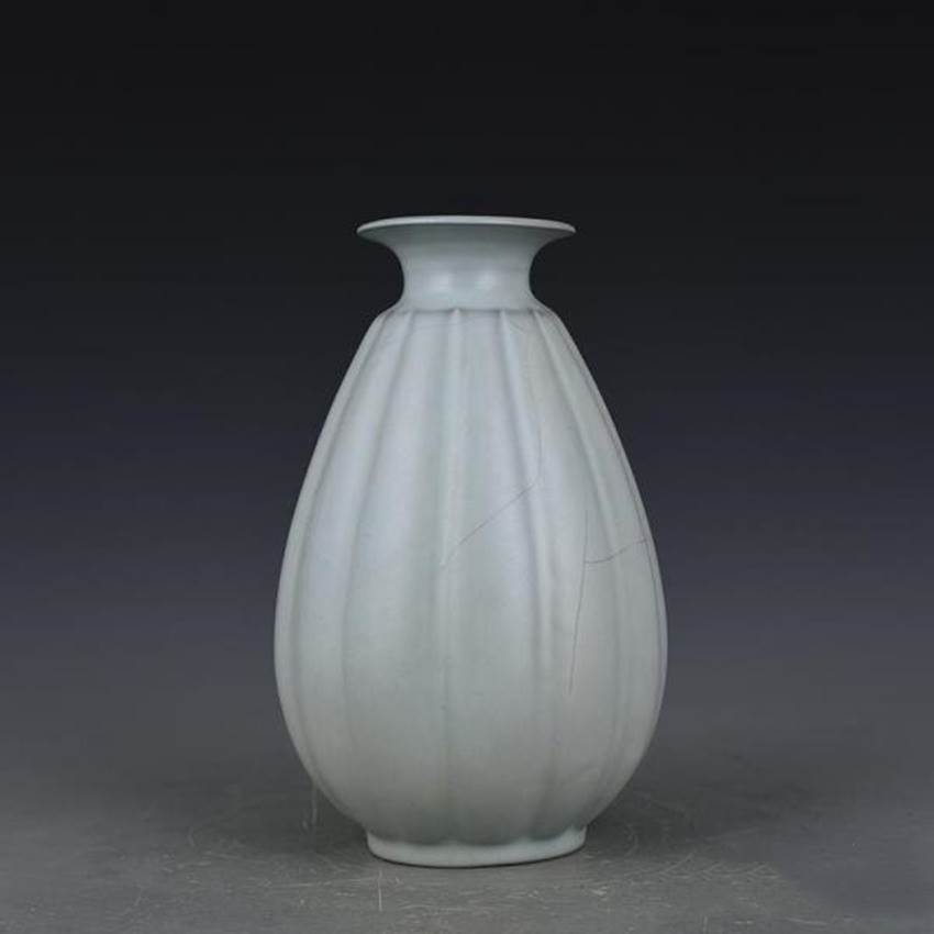 宋汝窑瓜棱瓶有没有拍卖的公司