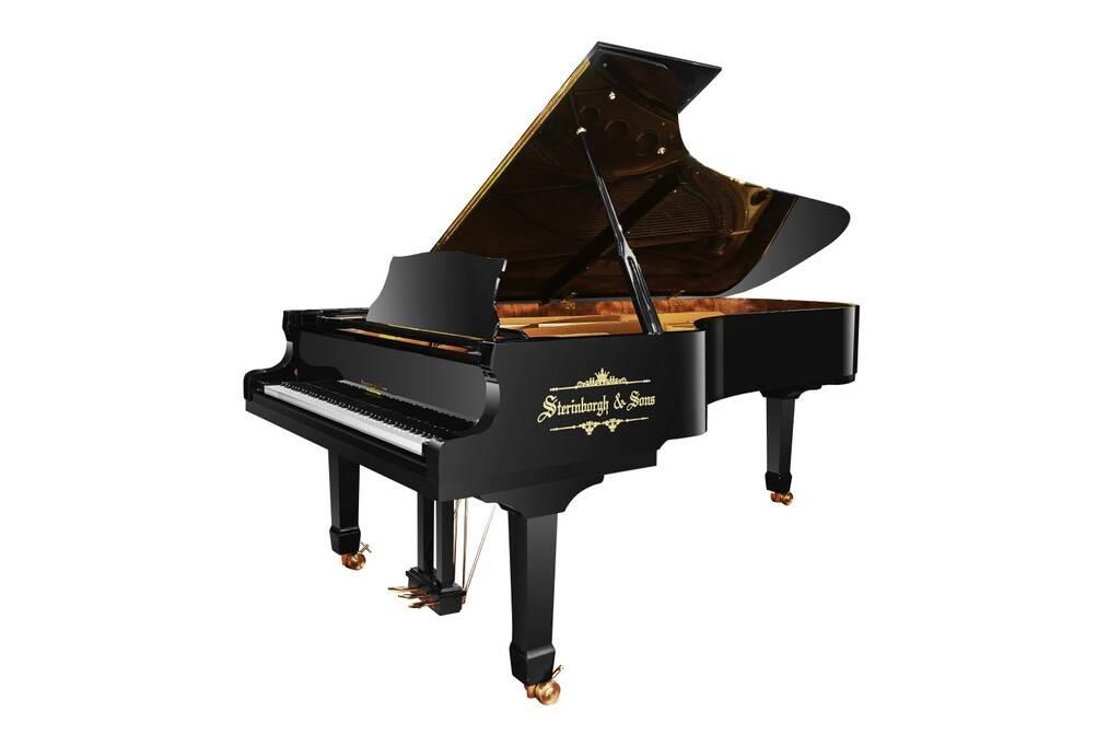 斯坦伯格三角钢琴