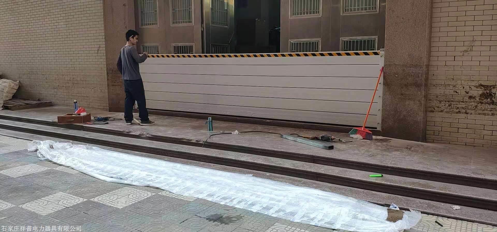 小区门口防汛挡板,挡水板安装操作方法/挡水板多少钱一米