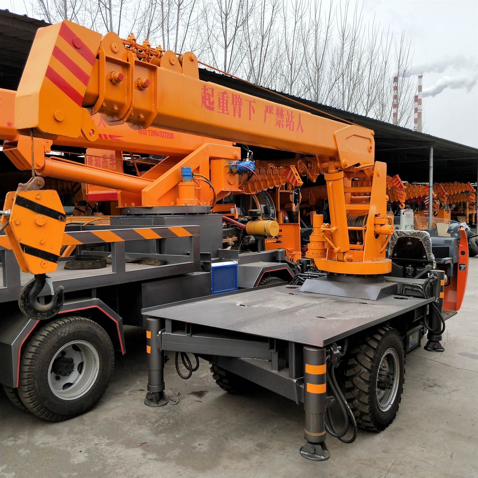 全自动三轮车吊车 自制吊轮式三轮随车吊 农用三轮吊车价格