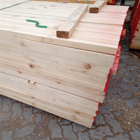 厂家直供建筑木方木材建筑工地木方建筑用木方成品木方供应商