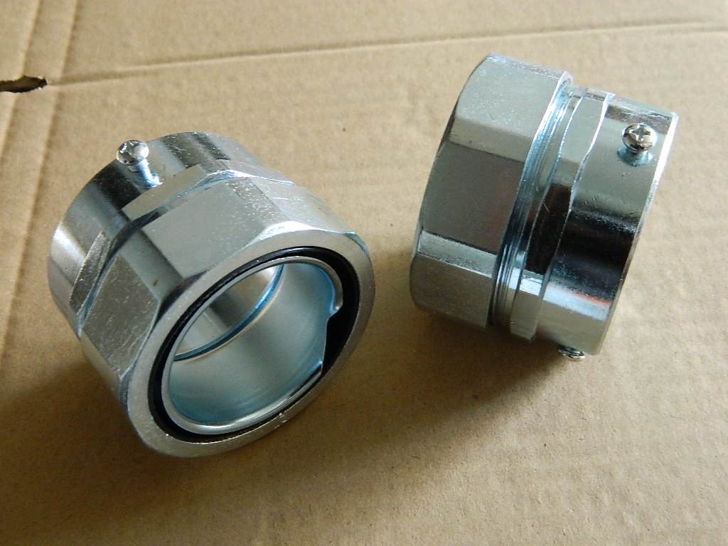 建筑机械配件钢管卡套锌合金接头