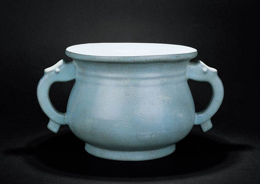 哪个时期汝窑双龙耳尊价格 容易拍卖