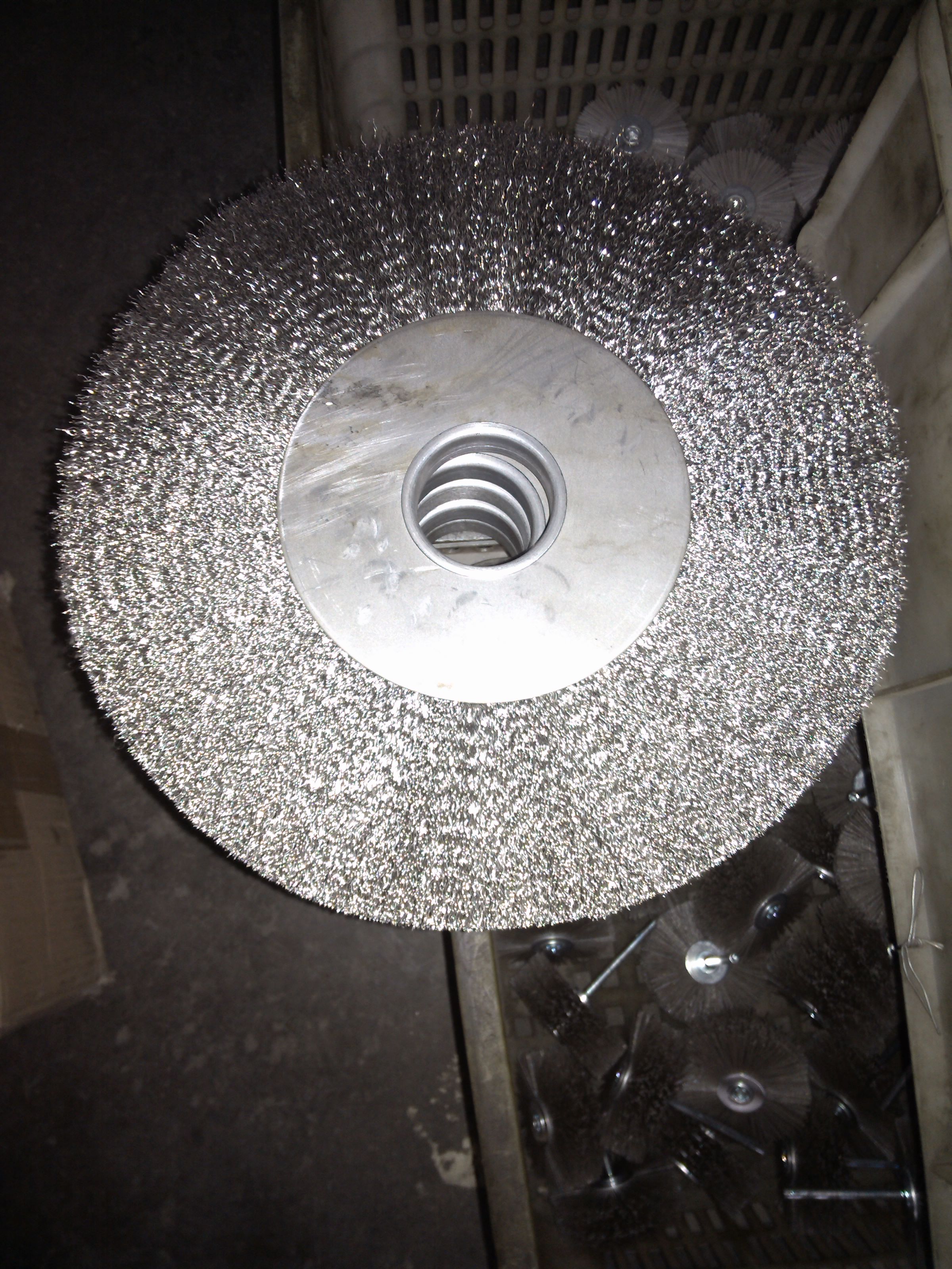 钢丝抛光轮刷钢丝轮钢丝刷