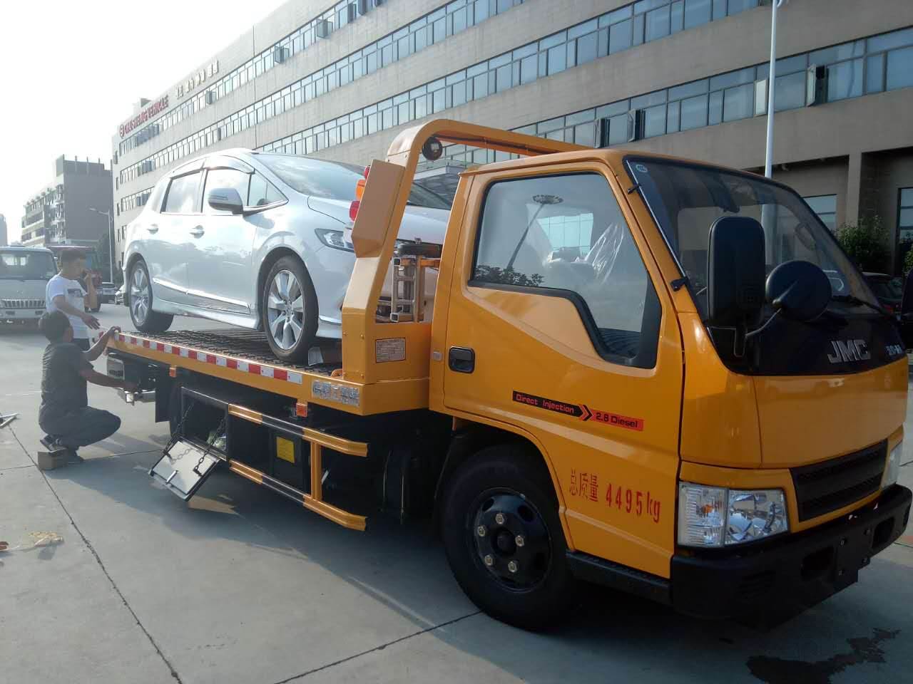 国五一拖二清障车 4s店道路救援拖车 c证可开平板拖车