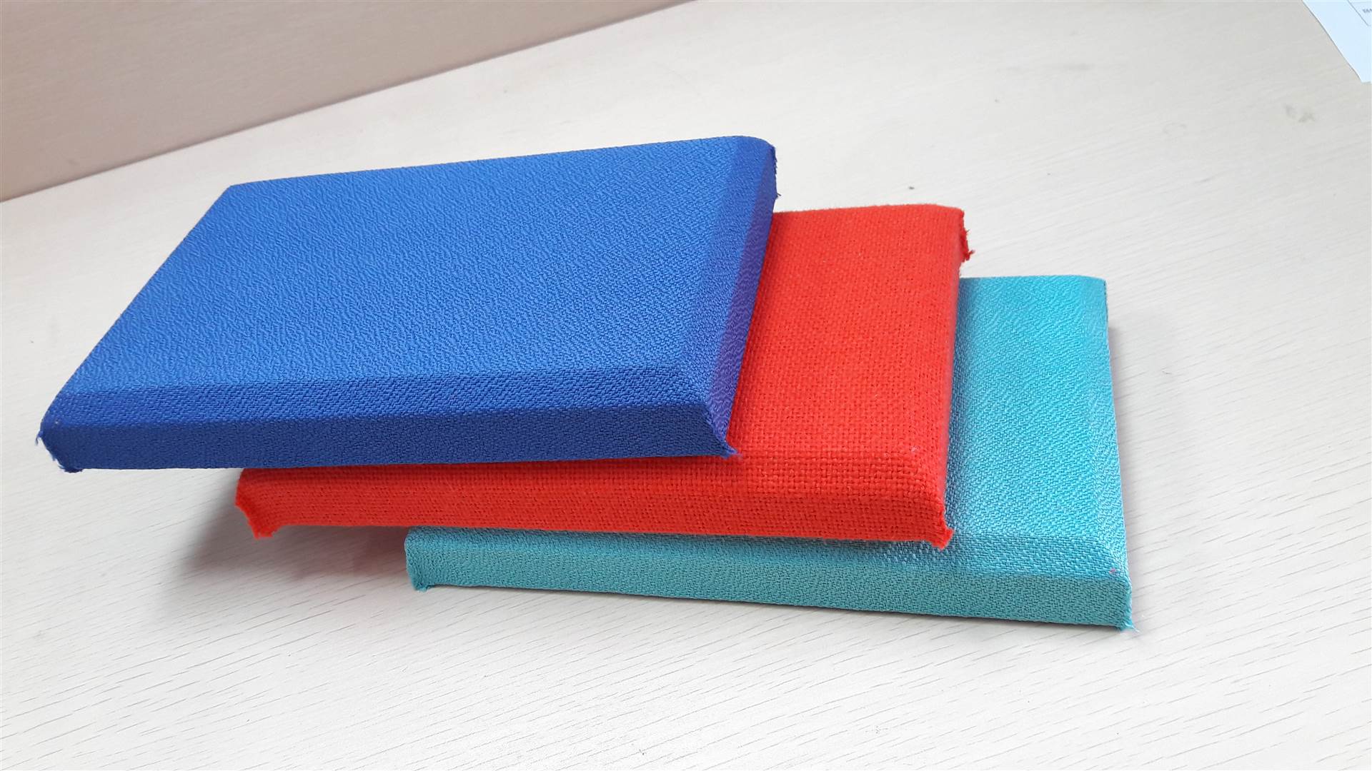 布艺吸音软包广州航音吸音软包环保阻燃a级防火电影院吸音软