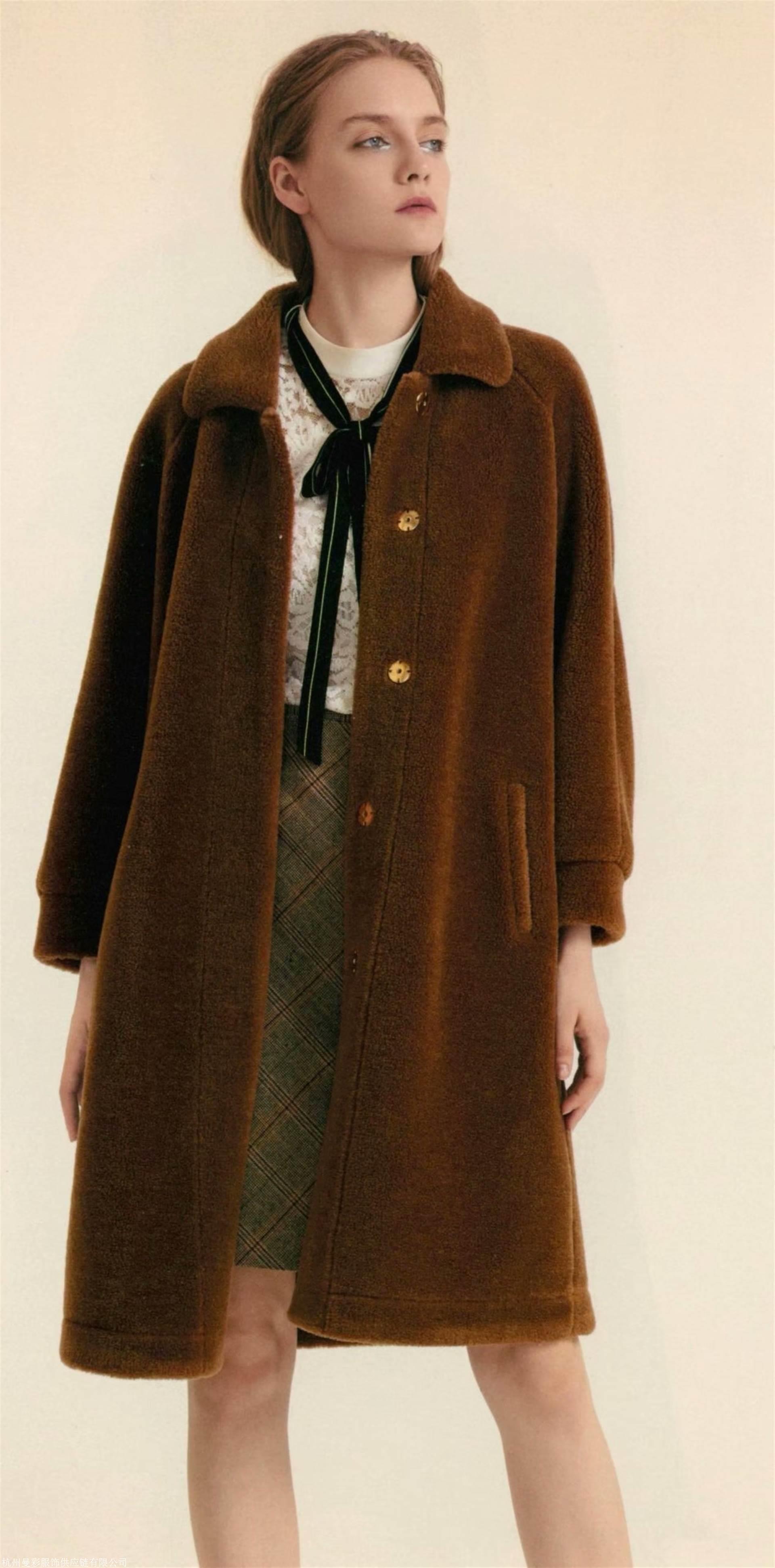 批发供应知恩18冬女装一线品牌折扣走份批发