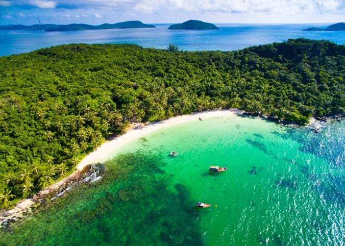 网红海岛越南富国岛美出天际越南游艇租赁不一样的体验