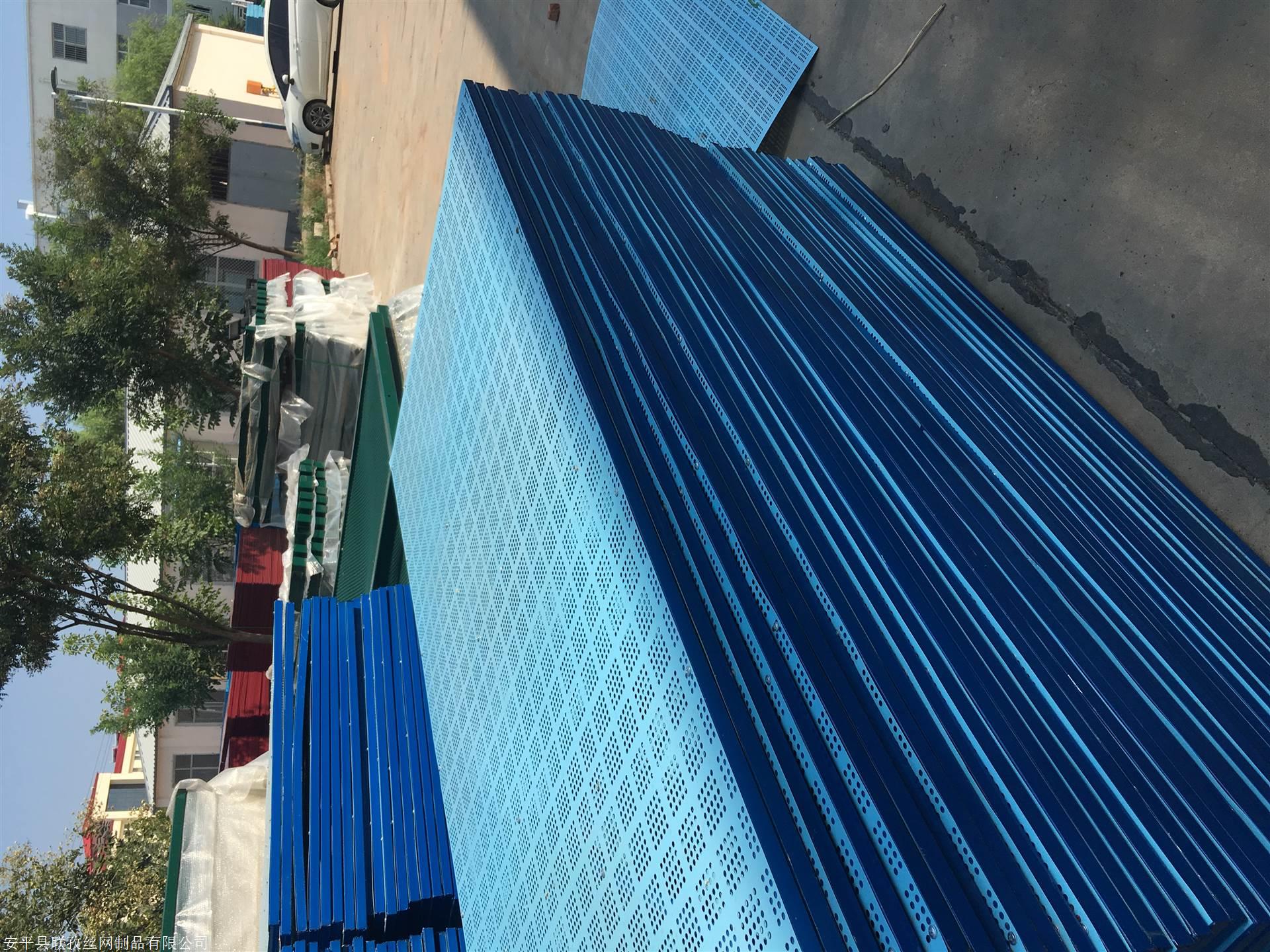 建筑爬架防护网价格