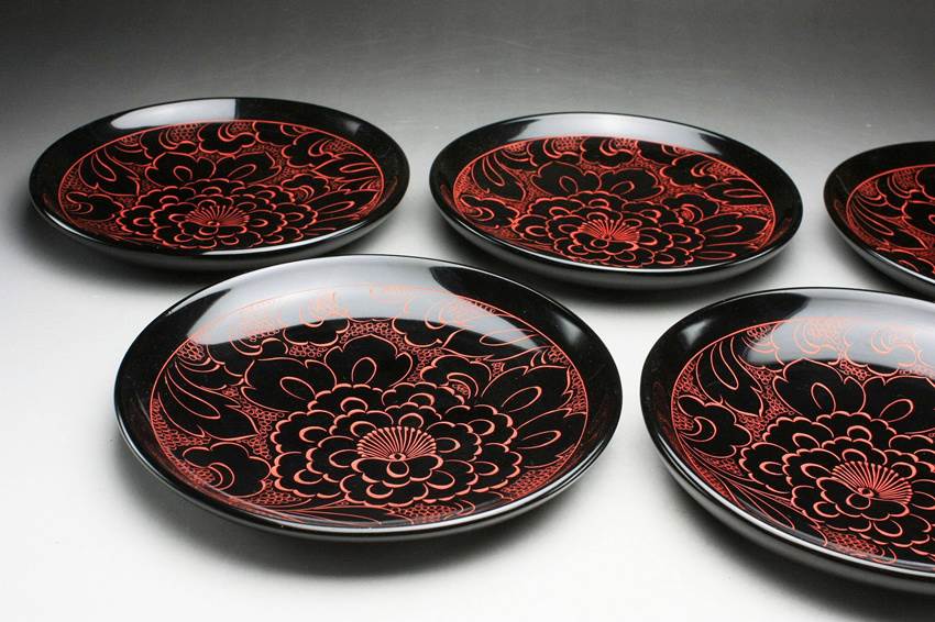 漆器方盘私下交易能值钱吗 怎么辨别