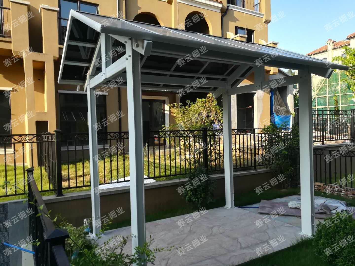 成都遮阳遮雨棚耐力板雨棚屋顶遮阳棚遮阳棚家用遮阳棚雨棚