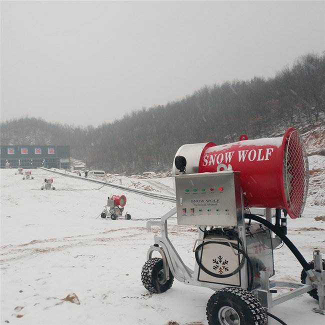 河南雪炮机材质移动造雪机生产厂家报价诺泰克