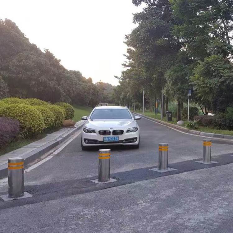 是材质:a3钢类型:活动路障/可升降路障型号:dlsj品牌:中拓智能装备