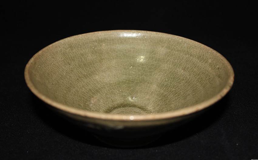 龙泉窑斗笠碗拍卖参考价格 专家鉴定   免费拍卖,洗撇口,弧腹,平底