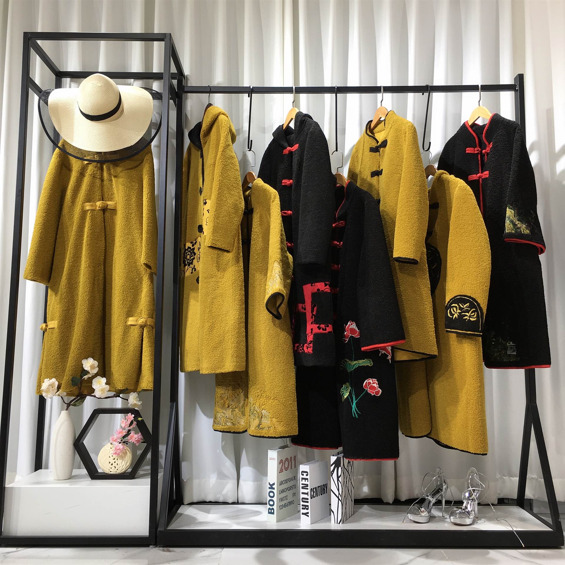 小ck当季新款颗粒绒大衣19冬新款中国风女装批发 品牌女装库存