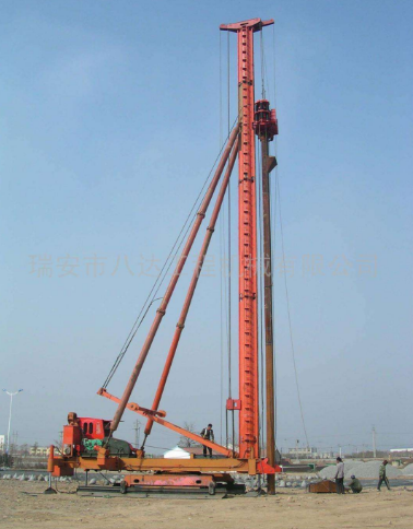 锤击打桩机锤击打桩机每天打米