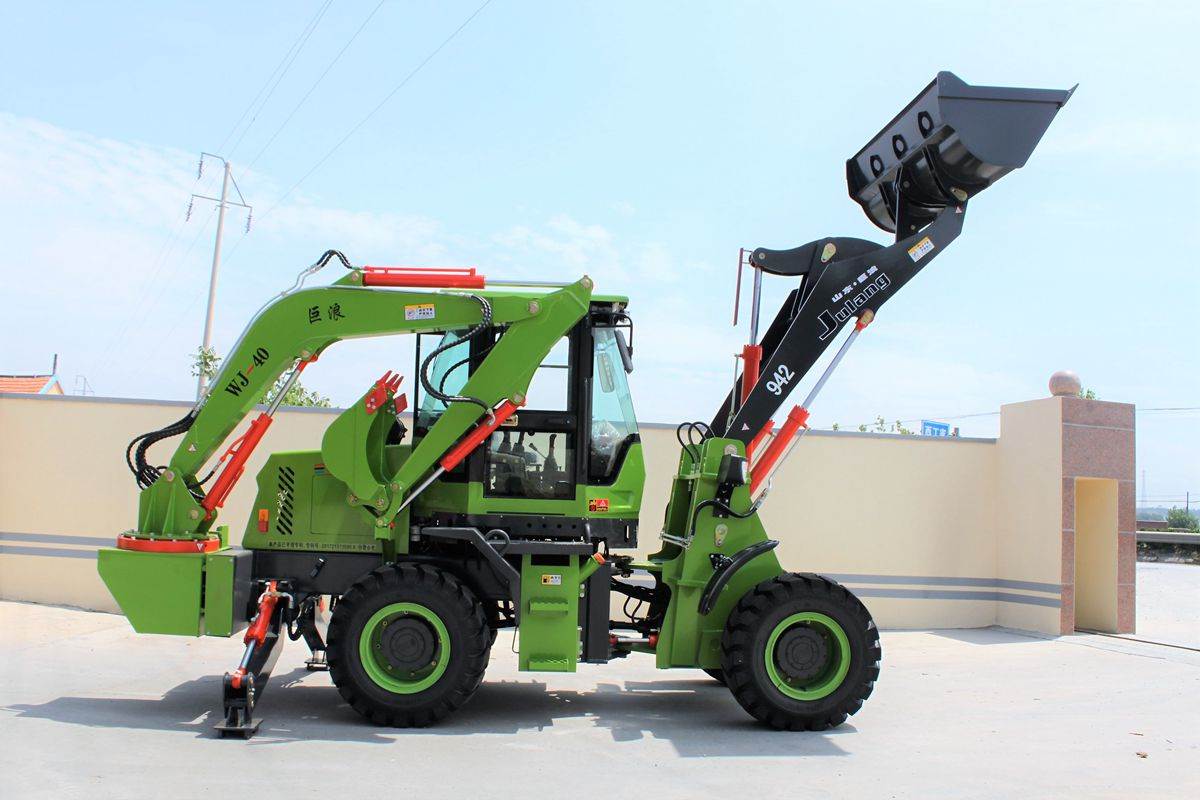 巨浪两头忙挖掘装载机多功能铲车小型挖掘机铲挖一体机四驱