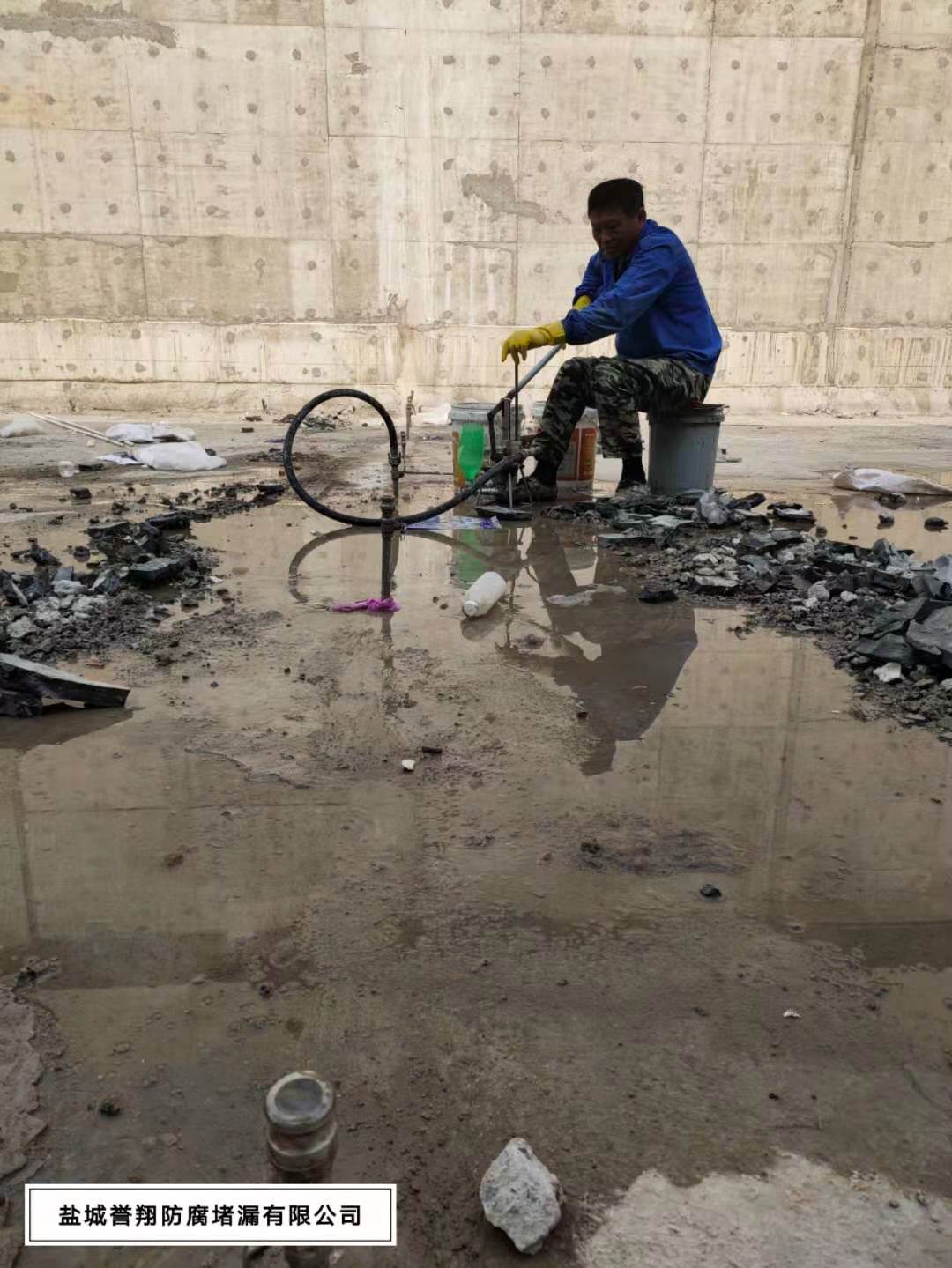 山东青岛水池伸缩缝堵漏处理方法