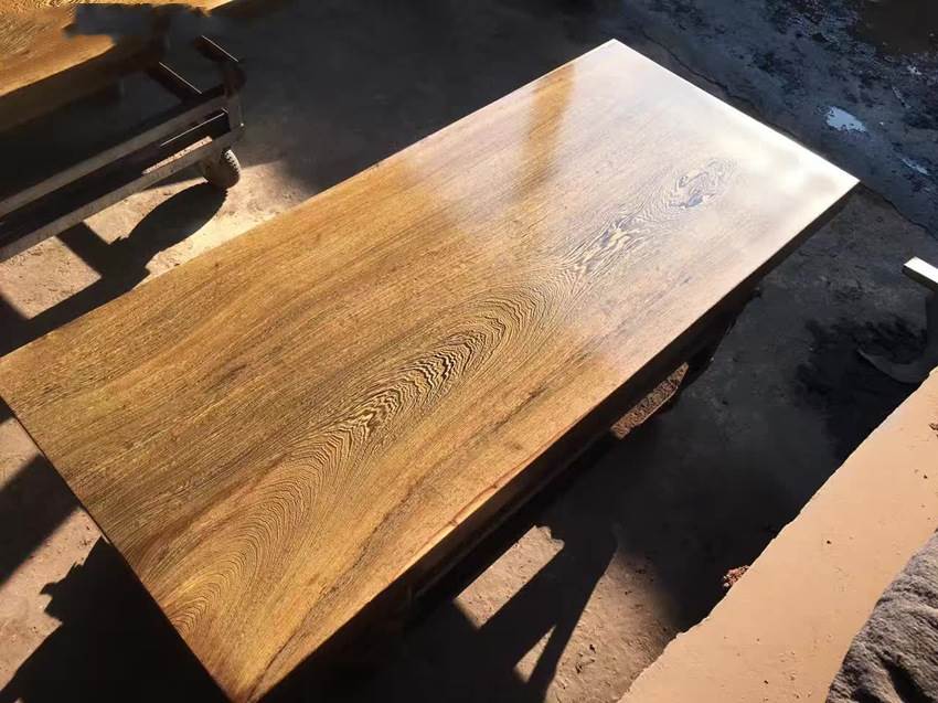 鸡翅木历年拍卖成交价格