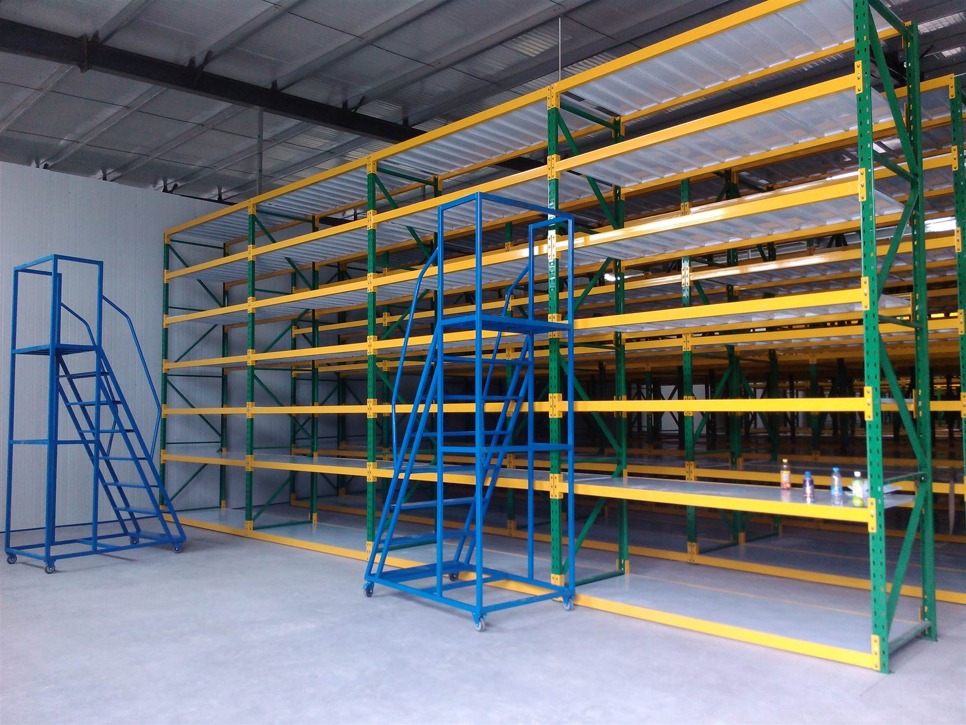 货架 郑州货架 仓库货架 郑州仓库货架 郑州轻型中型重型仓库货架