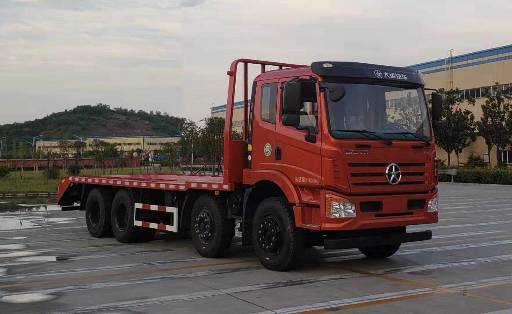 贵州息烽大运前四后八40吨平板运输车40吨挖机拖板车参数报价厂家