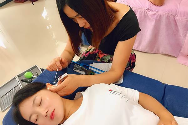 金耳勺采耳特色洗鼻简介