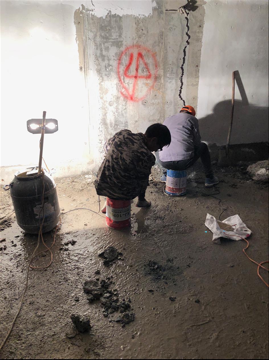 盐城华鑫防水堵漏公司 产品展厅 >天津地下室堵漏电话